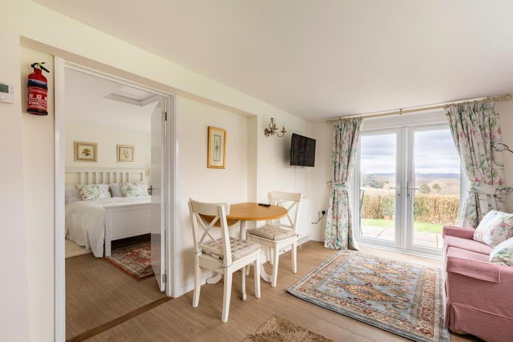 Oak Tree Cottage อัคฟิลด์ ภายนอก รูปภาพ